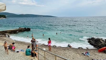 CHORVATSKO – OSTROV KRK – Hotelový resort Dražica *** 