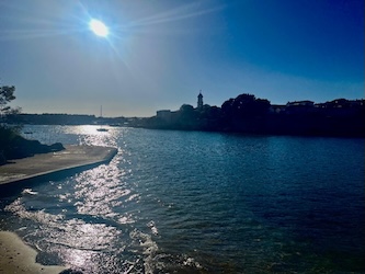 CHORVATSKO – OSTROV KRK – Hotelový resort Dražica ***